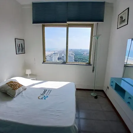 Cv011 - Milano Marittima, Trilocale Fronte Mare Con Vista Esclusiva *