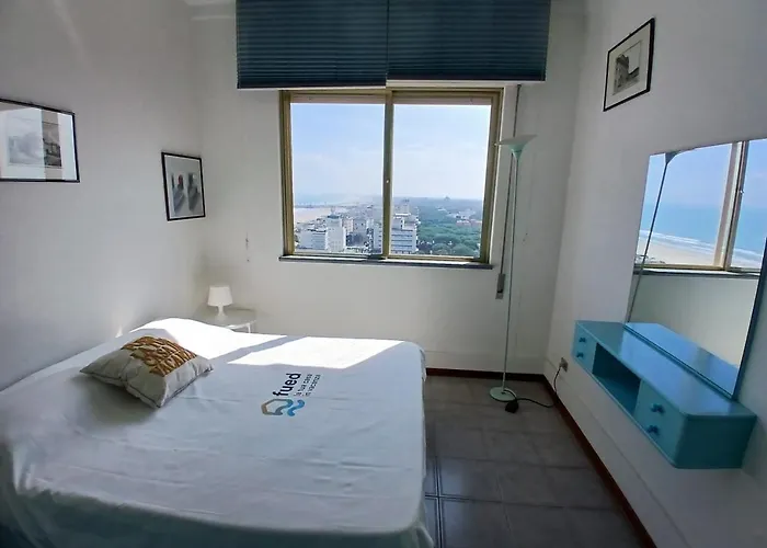 Cv011 - Milano Marittima, Trilocale Fronte Mare Con Vista Esclusiva *