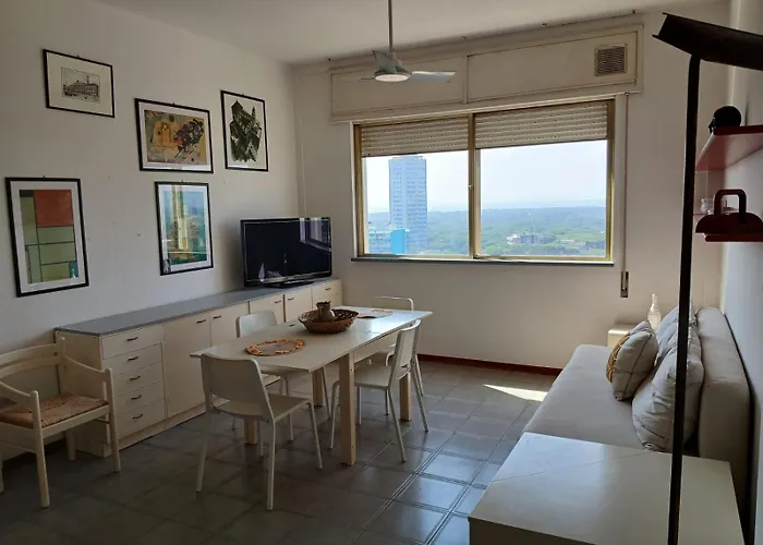 아파트 Cv011 - Milano Marittima, Trilocale Fronte Mare Con Vista Esclusiva 밀라노마리티마